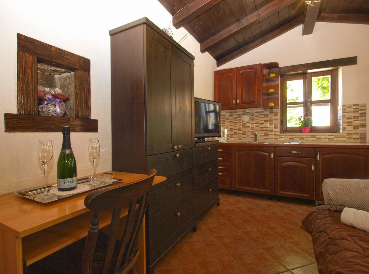 Apartments Mirjana 1655 坎法奈尔 外观 照片